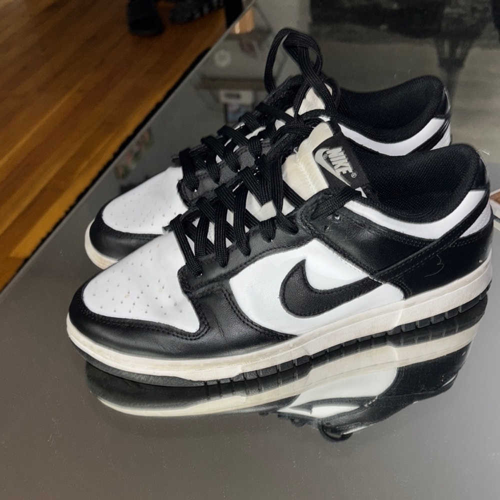 Nike Classic Black and White Low-Tops